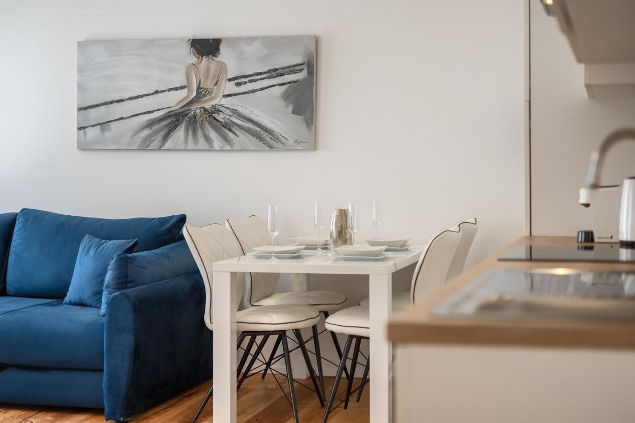 Deluxe Apartment Antonija Porec Exterior photo