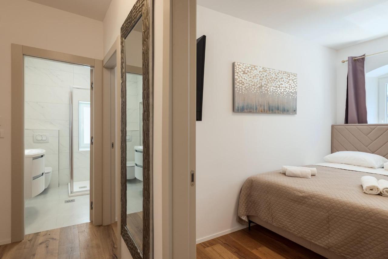 Deluxe Apartment Antonija Porec Exterior photo